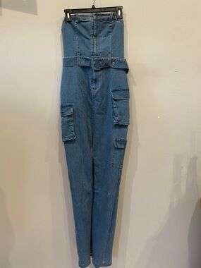 High-Waist Denim Cargo maxi dress with Belt Blue super retro vibes - strapless